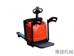 世界杯开户平台-官方入口
机械讲解：叉车防漏油的八大技巧